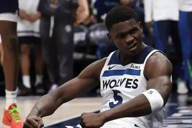 辽篮官宣：杨鸣离任！乌戈将担任辽宁男篮主帅